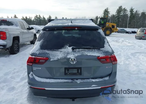 2020 Volkswagen Tiguan 2.0T Se/2.0T Se R-Line Black/2.0T Sel z USA, uszkodzony, nr VIN 3VV2B7AXXLM065092